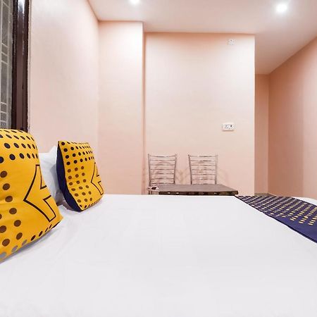 Spot On 63000 Hotel S.S. Plaza Banthra Sikandarpur Bagian luar foto