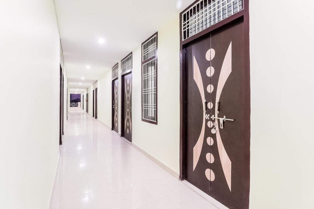 Spot On 63000 Hotel S.S. Plaza Banthra Sikandarpur Bagian luar foto