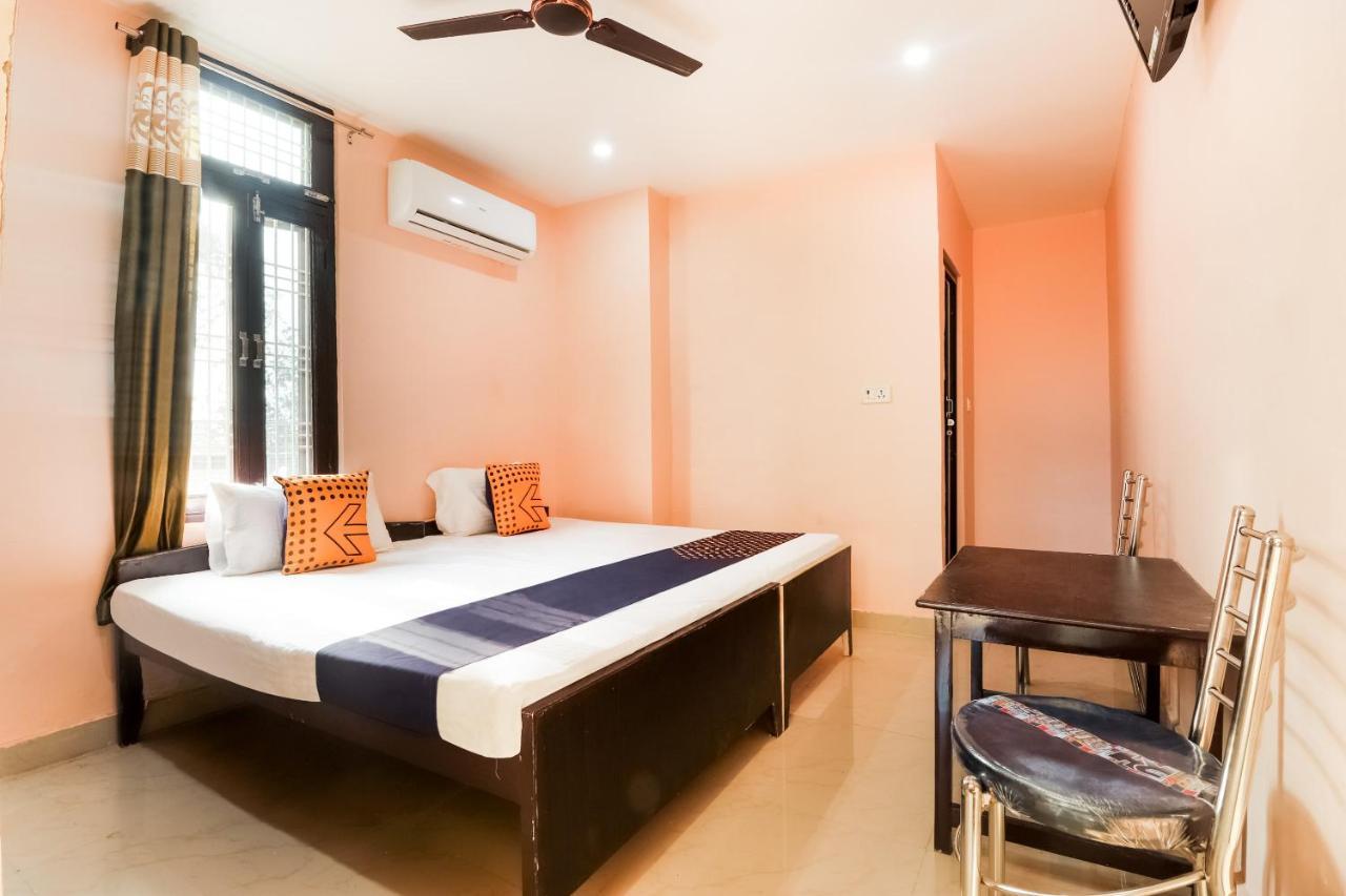Spot On 63000 Hotel S.S. Plaza Banthra Sikandarpur Bagian luar foto