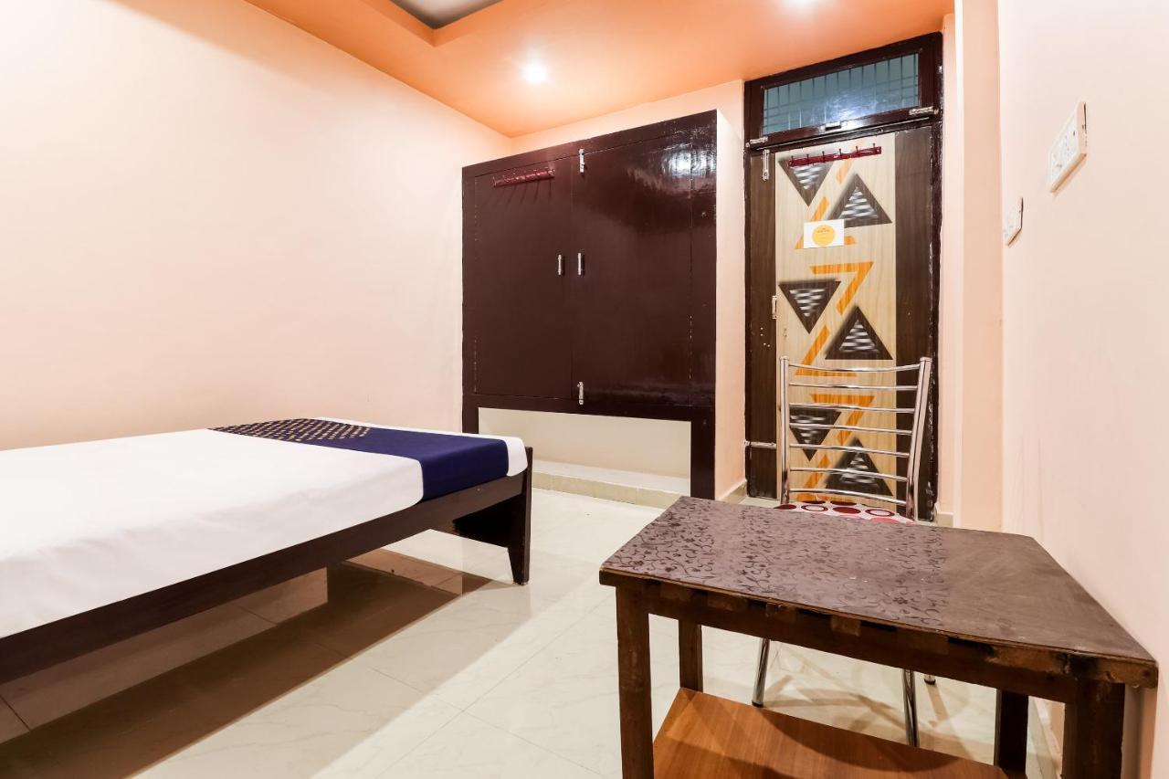 Spot On 63000 Hotel S.S. Plaza Banthra Sikandarpur Bagian luar foto