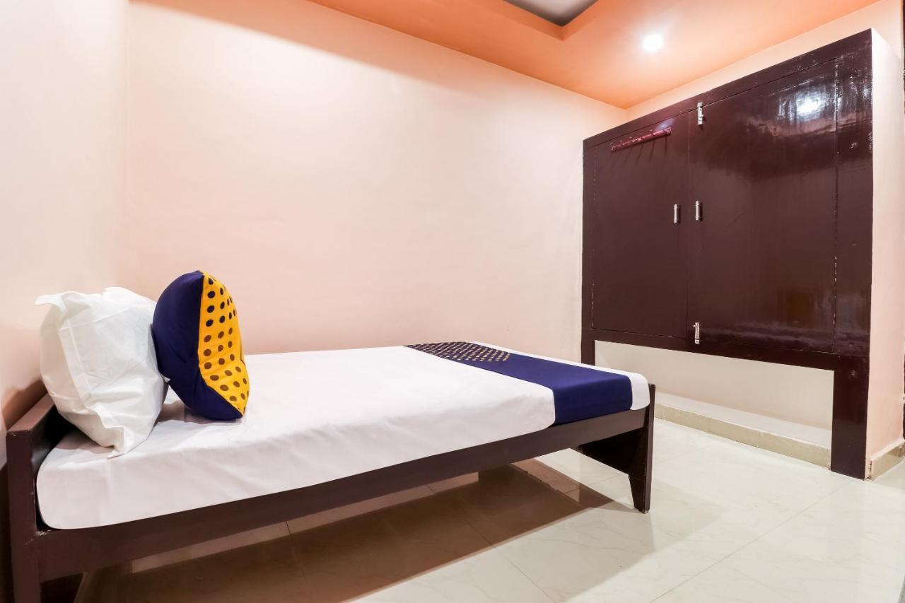 Spot On 63000 Hotel S.S. Plaza Banthra Sikandarpur Bagian luar foto