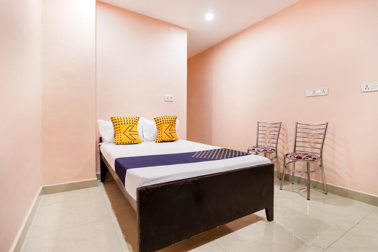 Spot On 63000 Hotel S.S. Plaza Banthra Sikandarpur Bagian luar foto