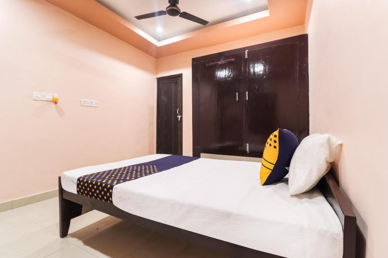 Spot On 63000 Hotel S.S. Plaza Banthra Sikandarpur Bagian luar foto